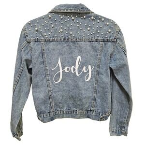 Custom Made Jean Jackets Jody SzS/M‎ W  pearl Accents front n Back. Buttondown.